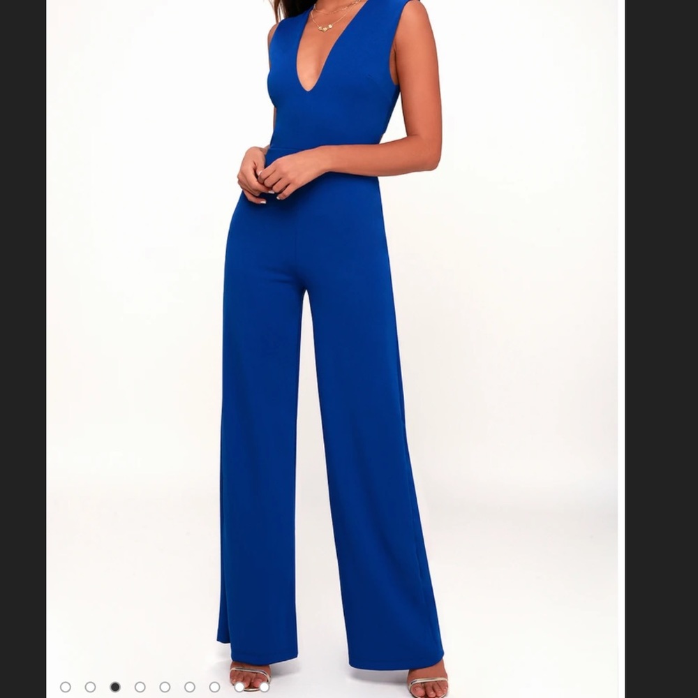 Lulu’s Backless “Thinking out Loud” jumpsuit size S Navy Blue
